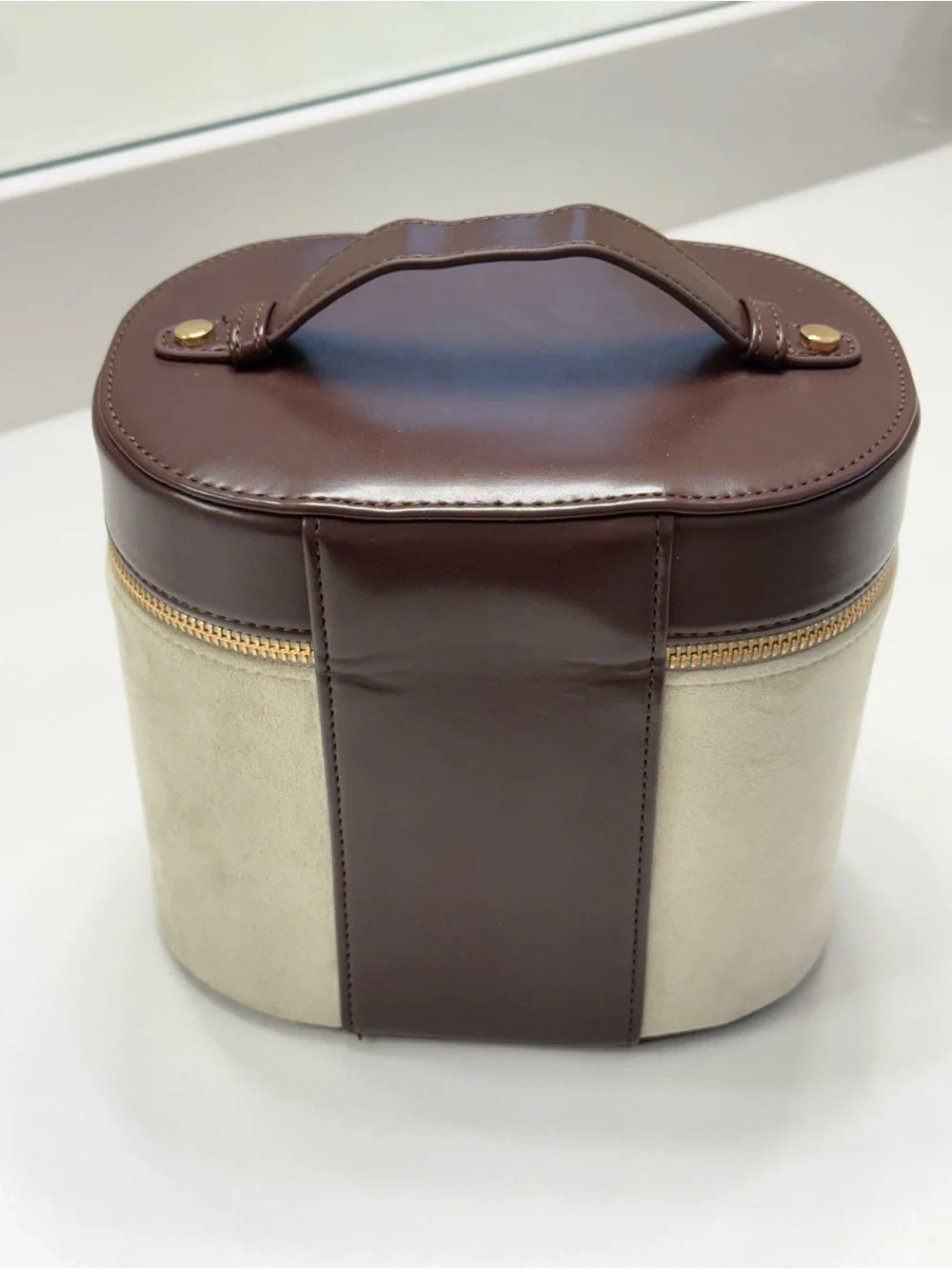 Rachel Zoe Sage Suede and Dark Brown Faux Leather Vanity Case  NWT